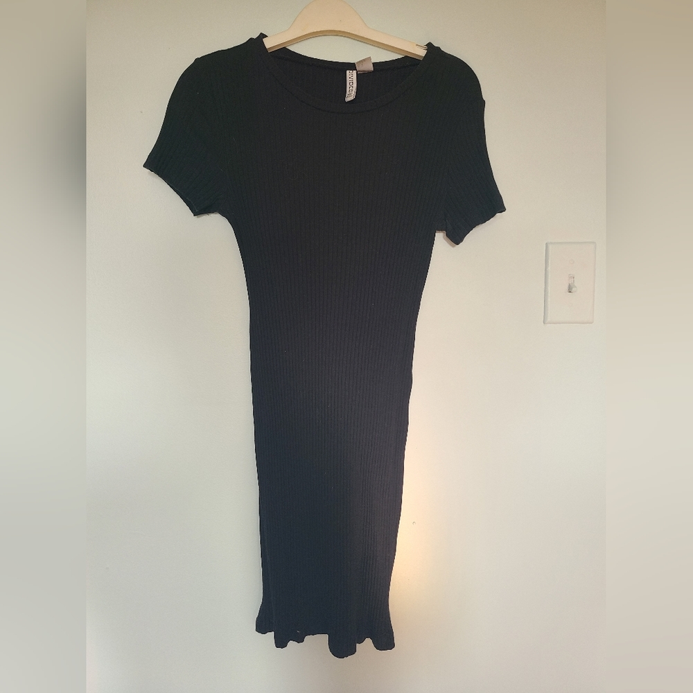 ⚡️SOLD⚡️Black Ribbed Bodycon T-shirt Dress